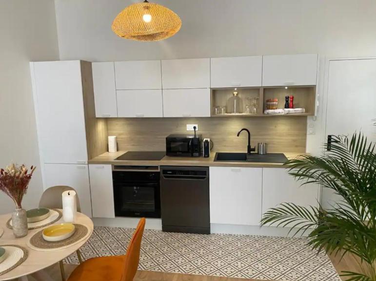 Appartement {la Petite Casa De Cezar} * Centre * Clim Marseille